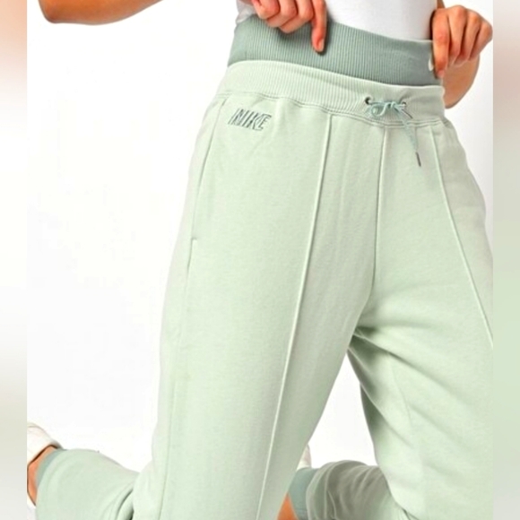 NIKE FLEECE JOGGERS - Picture 2 of 4